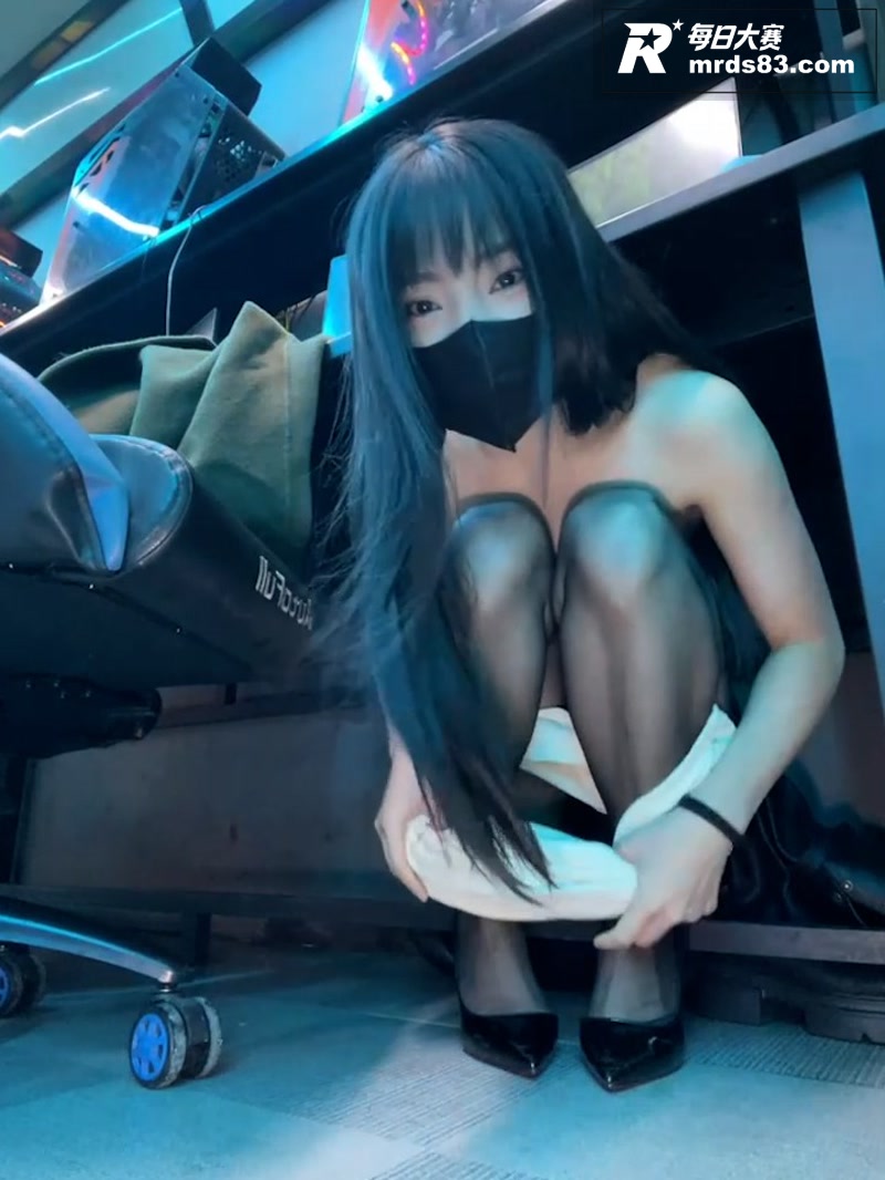 ST站户外露出女神 相关图片9