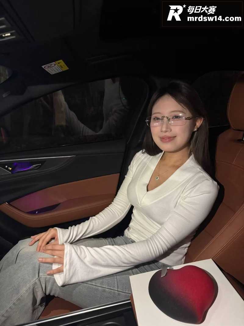潍坊高颜值反差女神 相关图片5