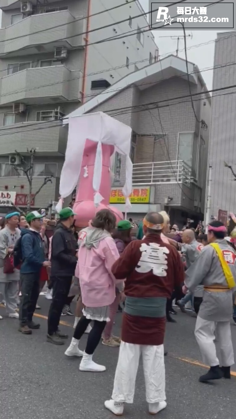 日本川崎市举办“金枪相关图片5