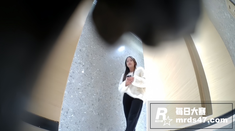 湖南KTV女厕所偷拍相关图片2