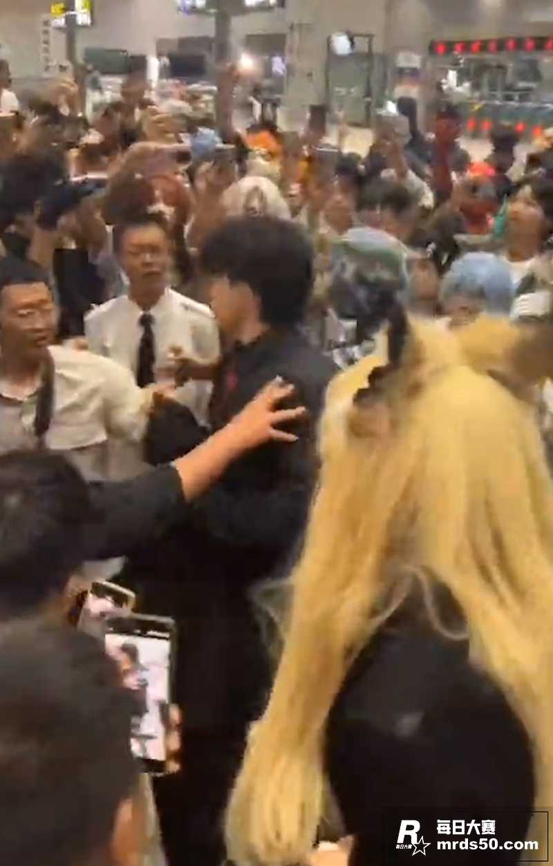成都世界线漫展 惊现相关图片3