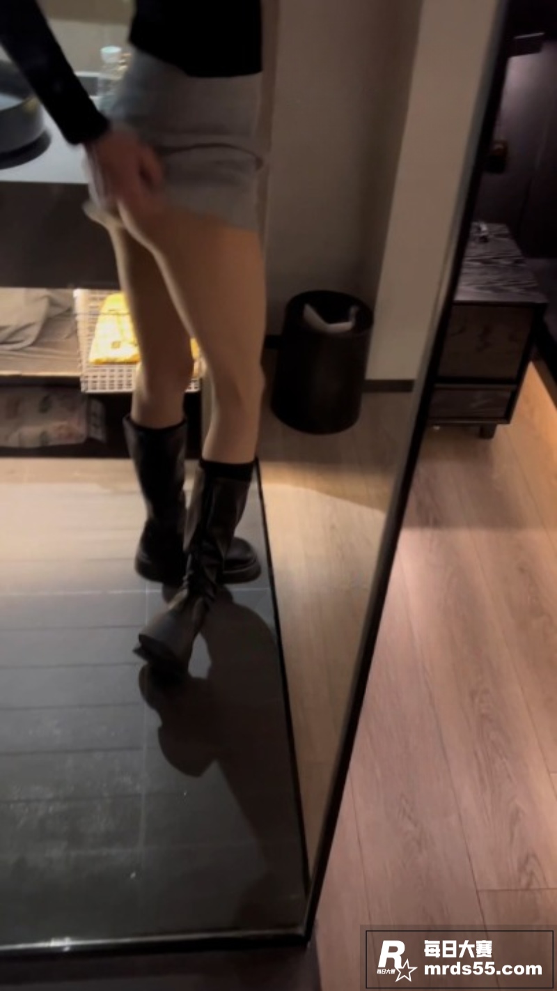 美腿舞蹈生TS伪娘 相关图片2