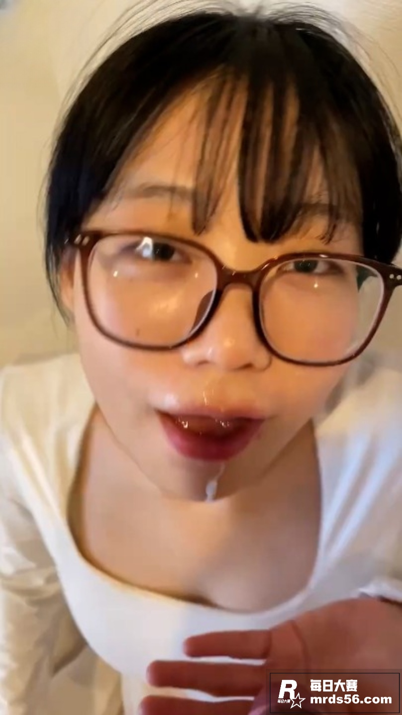 武汉眼镜妹 沈曼宁 相关图片6