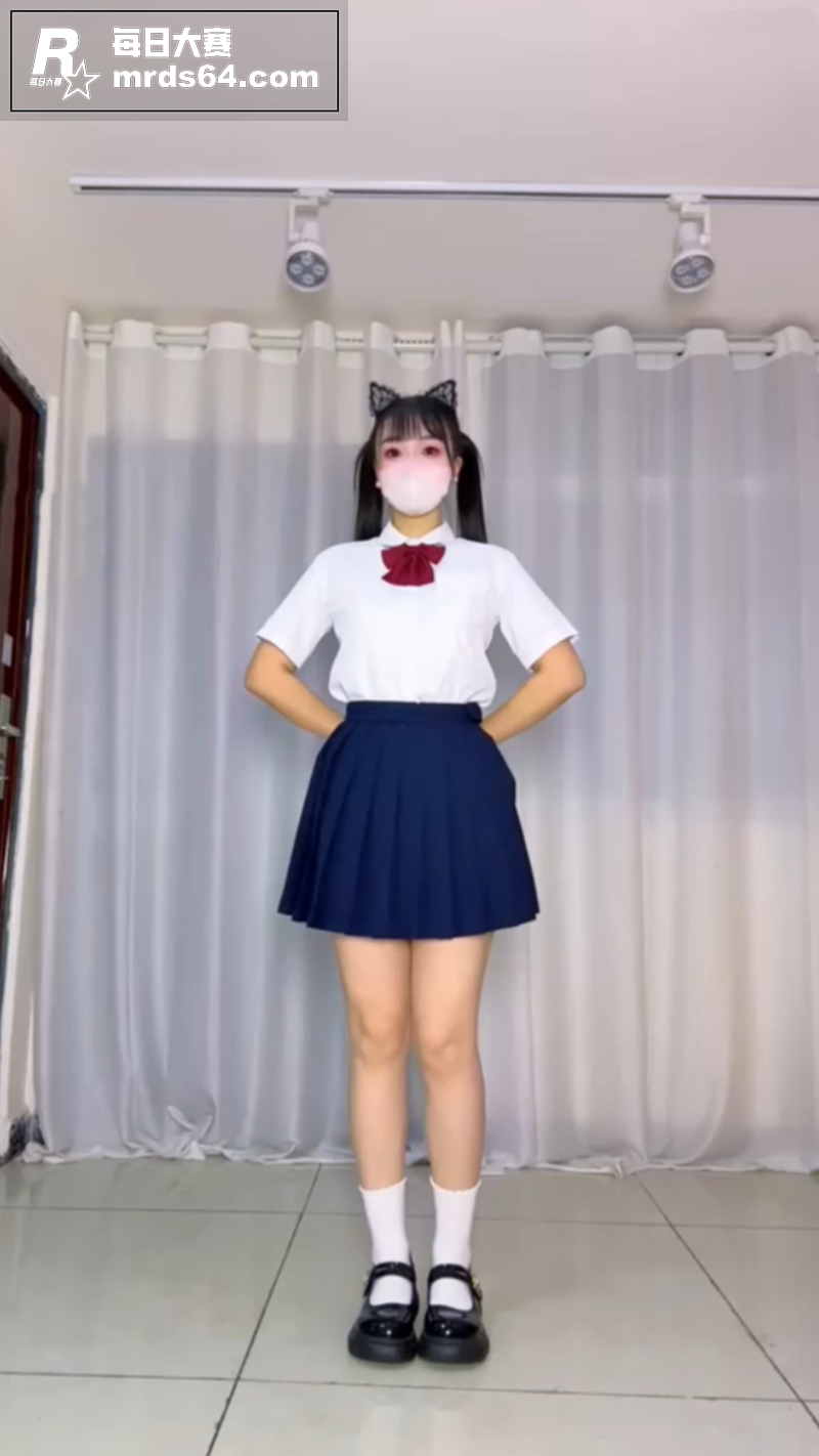 推特极品反差萝莉 刚相关图片9