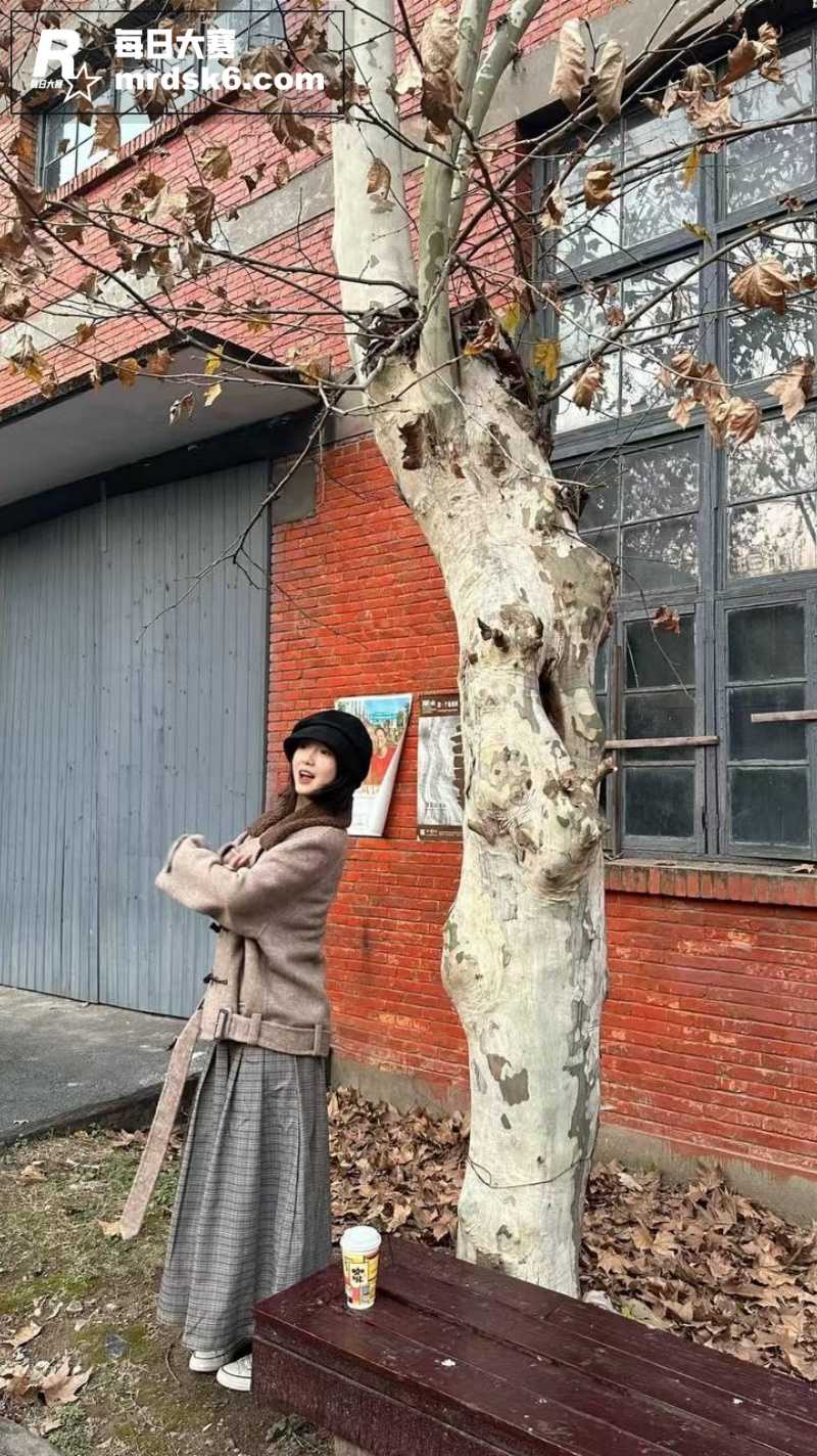 杭州极品反差学生妹 相关图片6