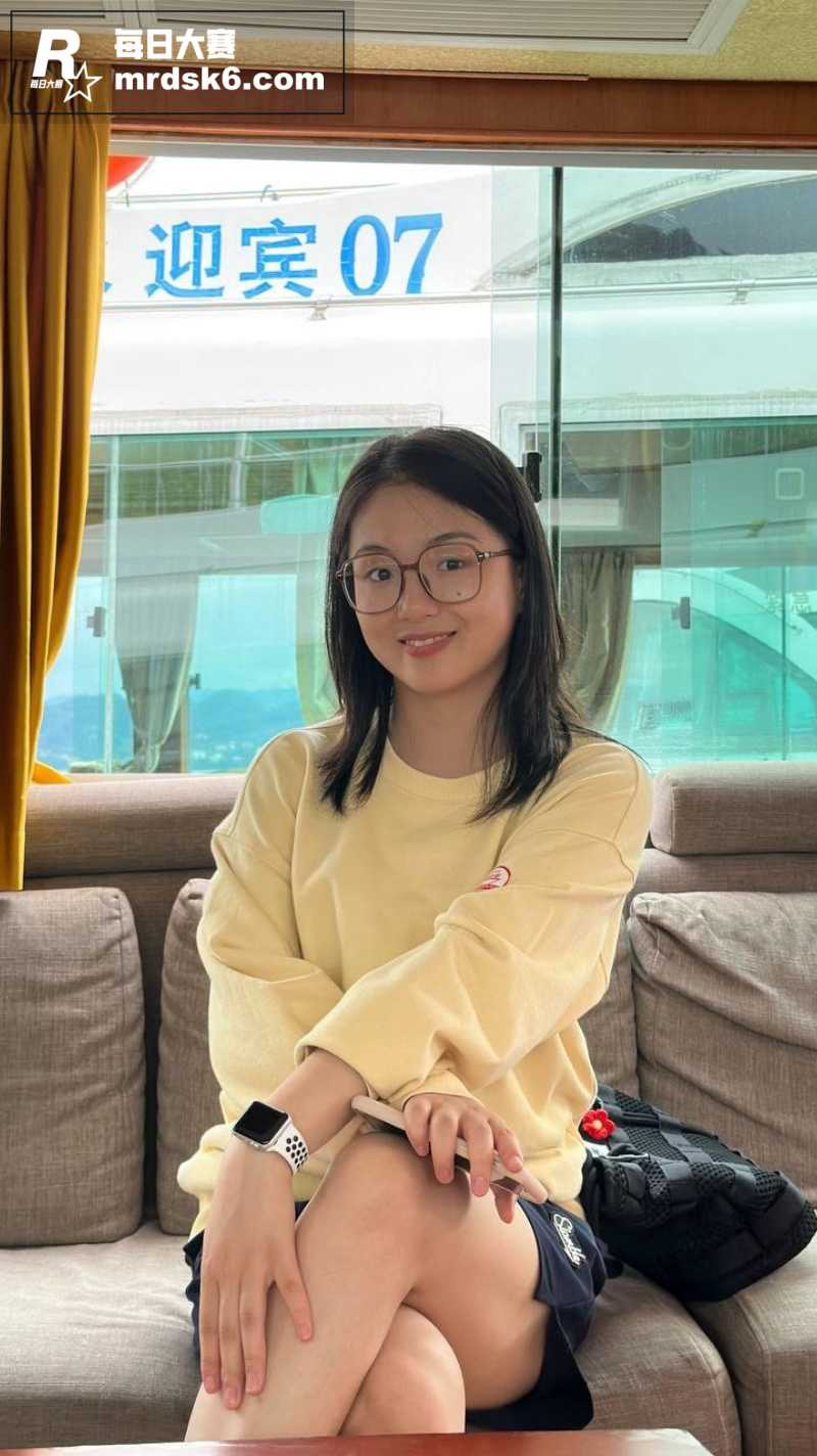 杭州极品反差学生妹 相关图片7