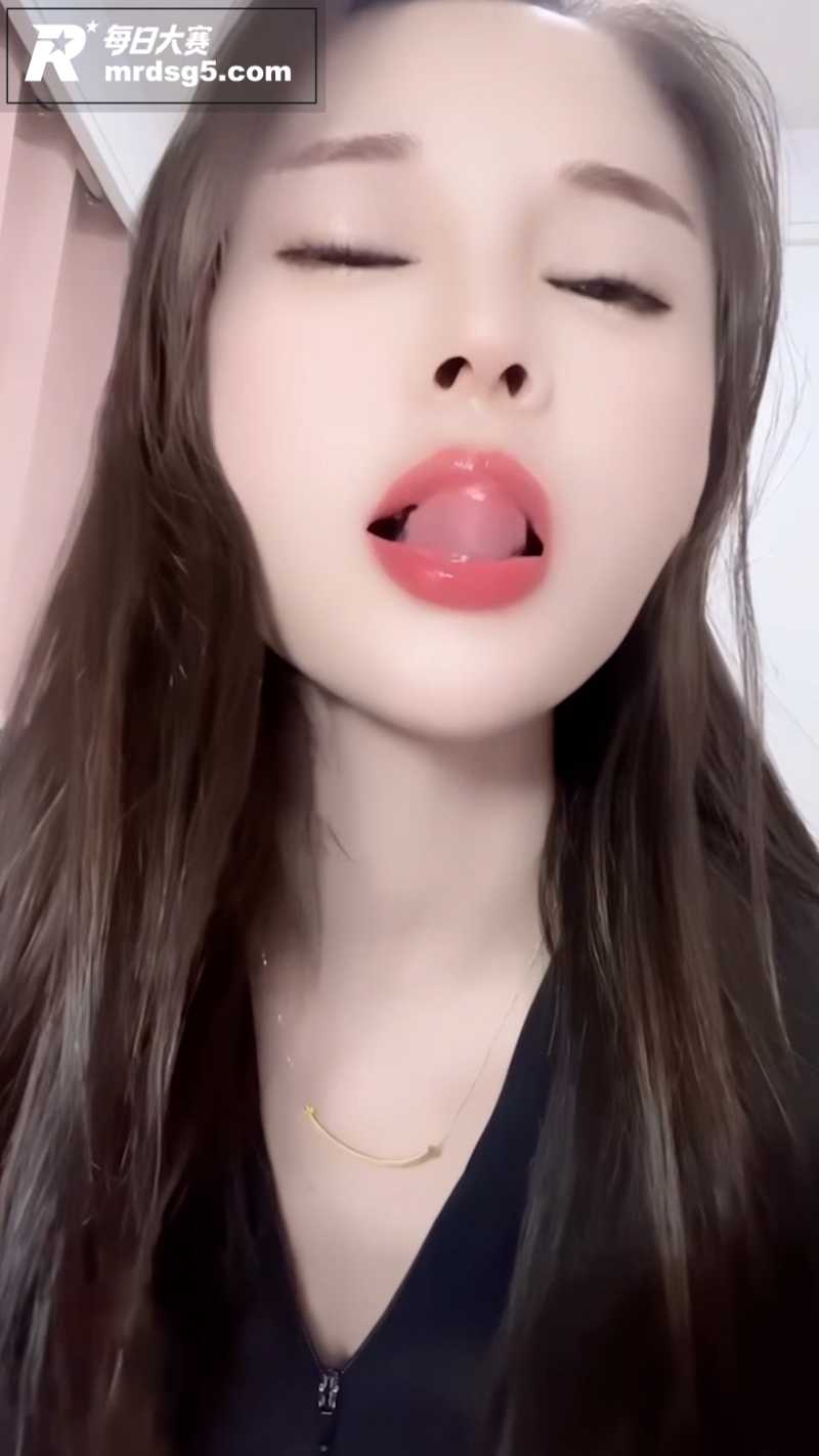 抖音性感少妇诺黎 各相关图片10