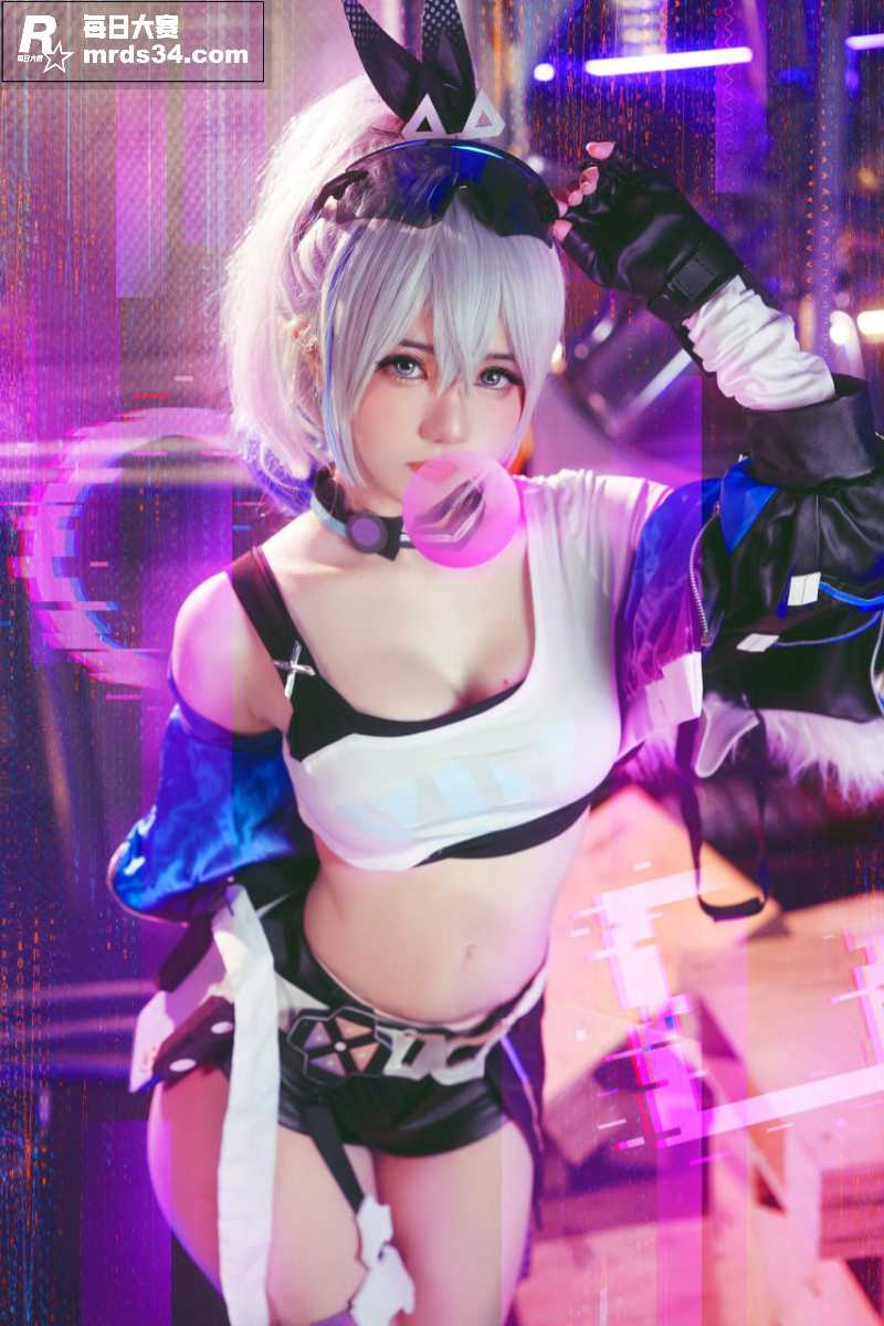 颜值女神 Sally相关图片8