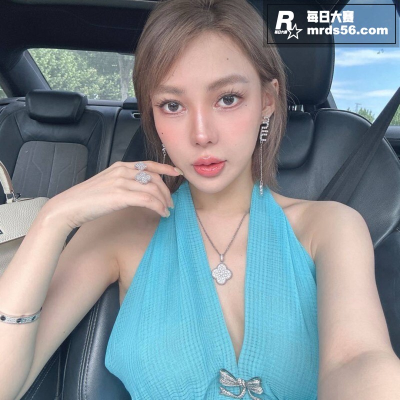 远古网红 郭美美 出相关图片5