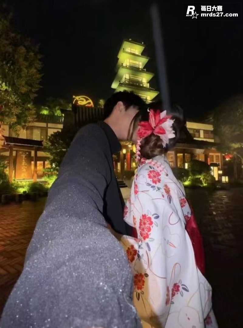 广西梧州高颜值嫩妹 相关图片1