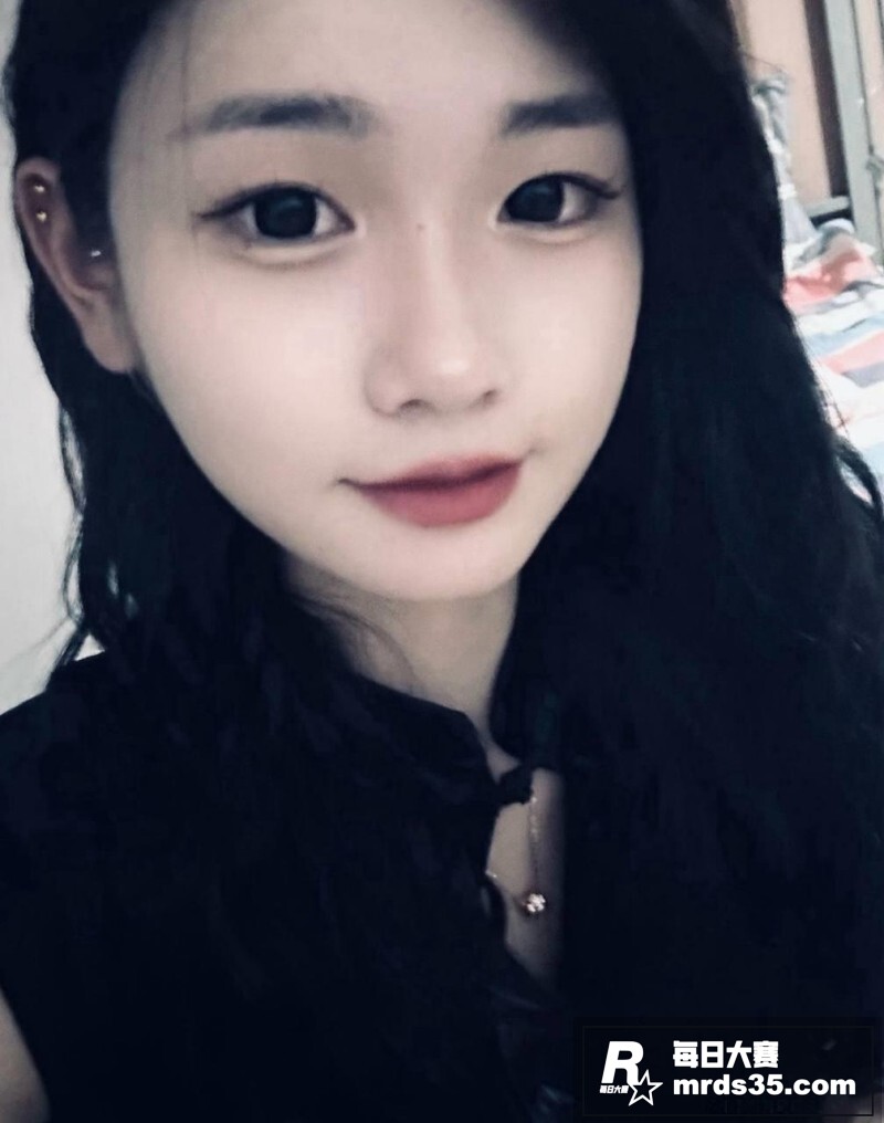 山东济南极品反差女大相关图片3