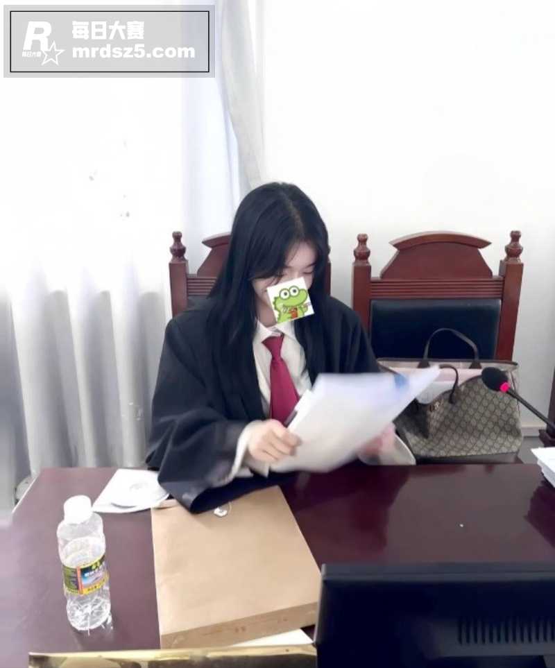95后模特身材美女律相关图片1