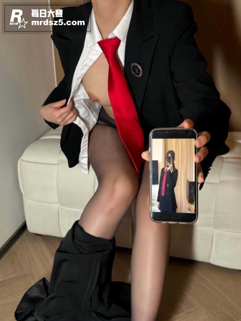 95后模特身材美女律相关图片6