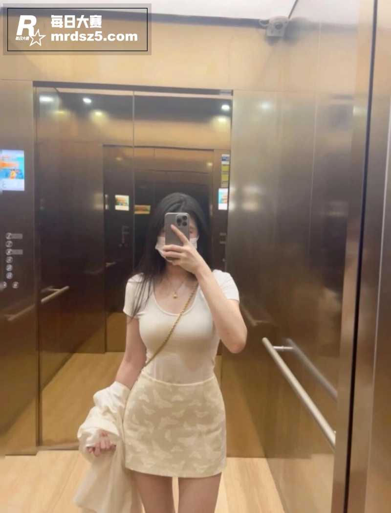 95后模特身材美女律相关图片9