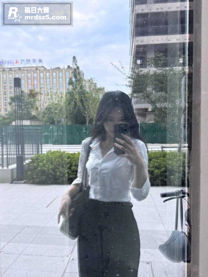 95后模特身材美女律相关图片10