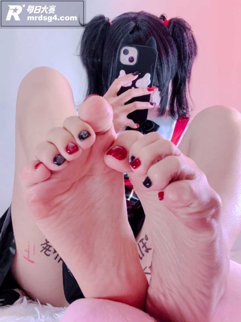 推特顶级二次元福利姬相关图片5