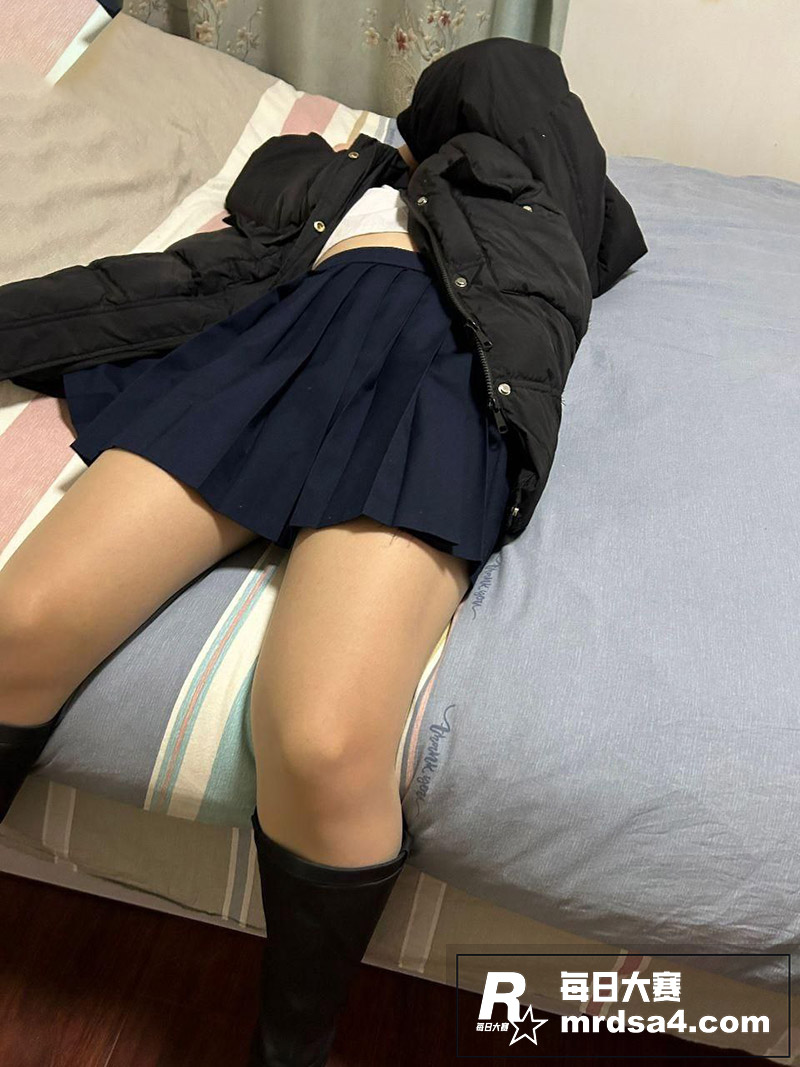 海角社区 家有骚妹妹相关图片1