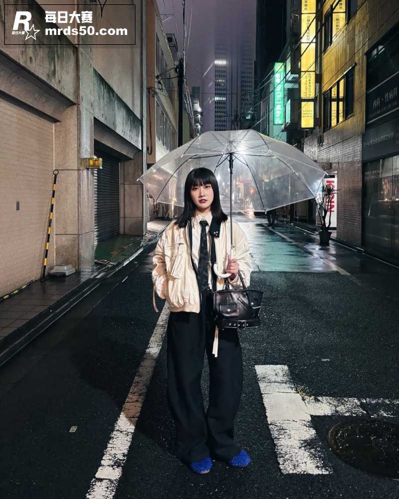 高颜值反差女神 柔柔相关图片8