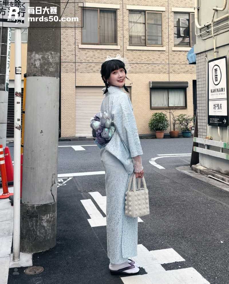 高颜值反差女神 柔柔相关图片9