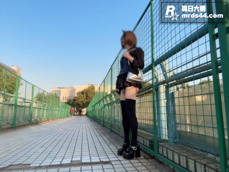推特美艳伪娘 mik相关图片2