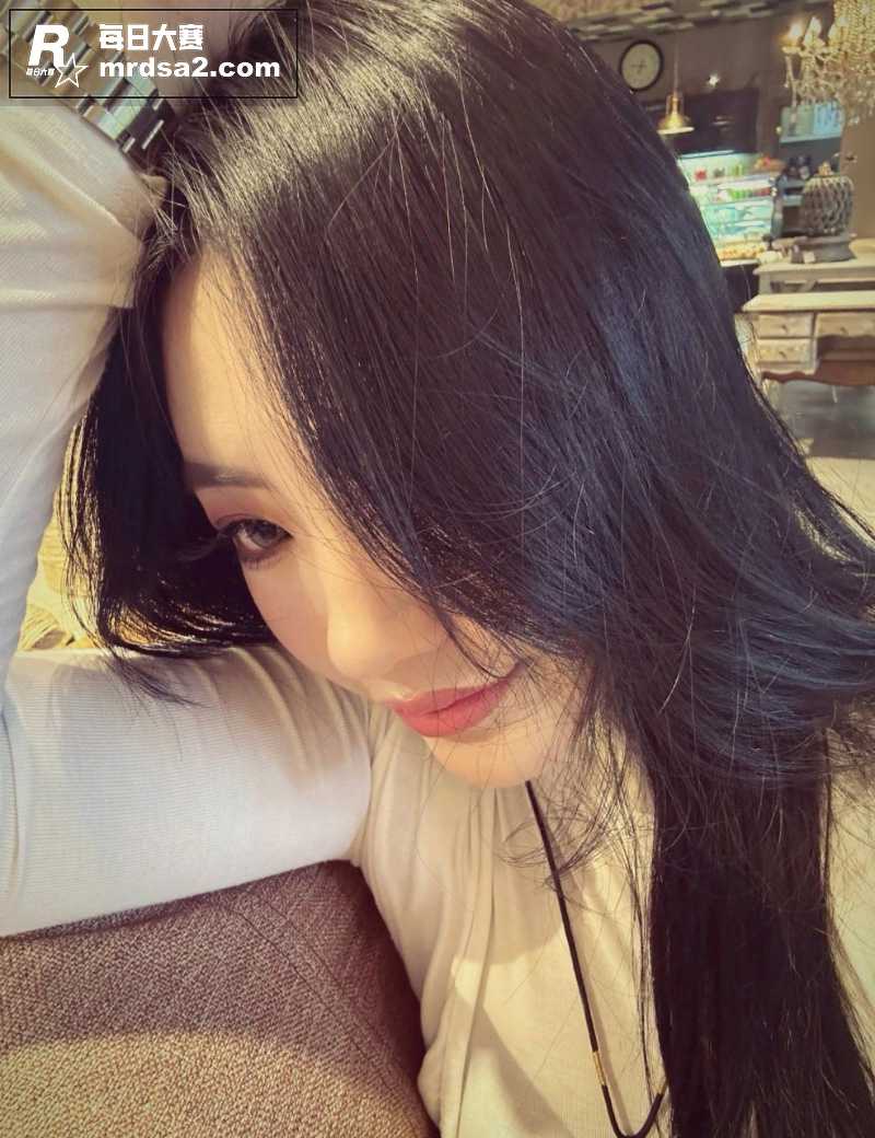 推特极品福利姬 超辣相关图片8