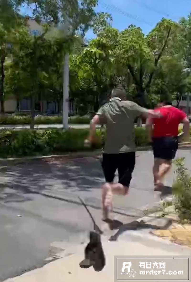 福建泉州 年轻男子试相关图片8