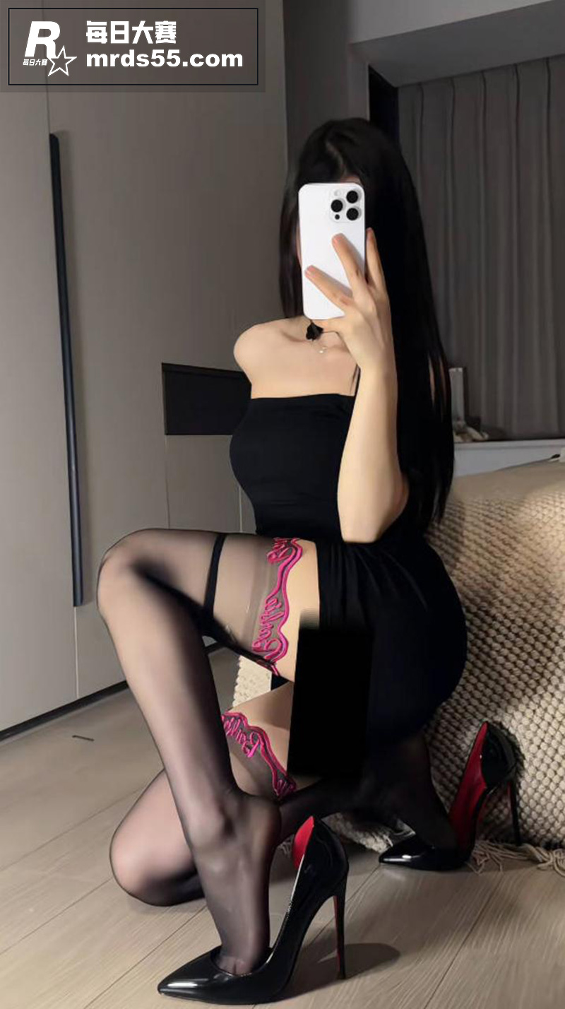 抖音12万粉丝网红 相关图片2
