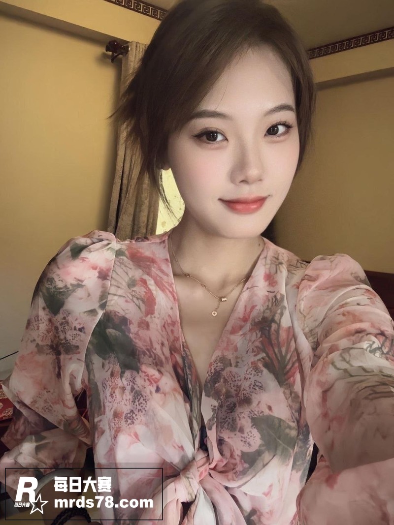 高颜值极品健身女神 相关图片1
