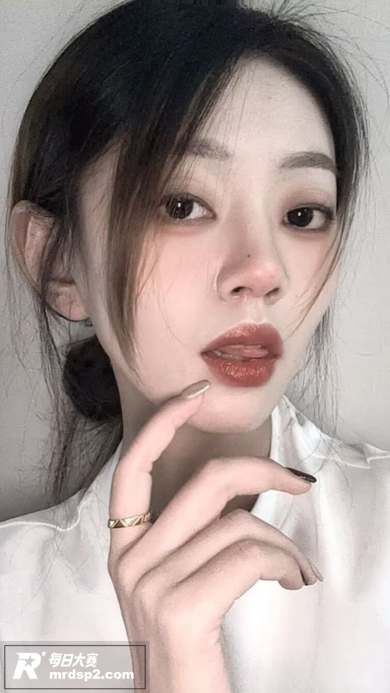 广州高颜值少妇淫妻 相关图片2