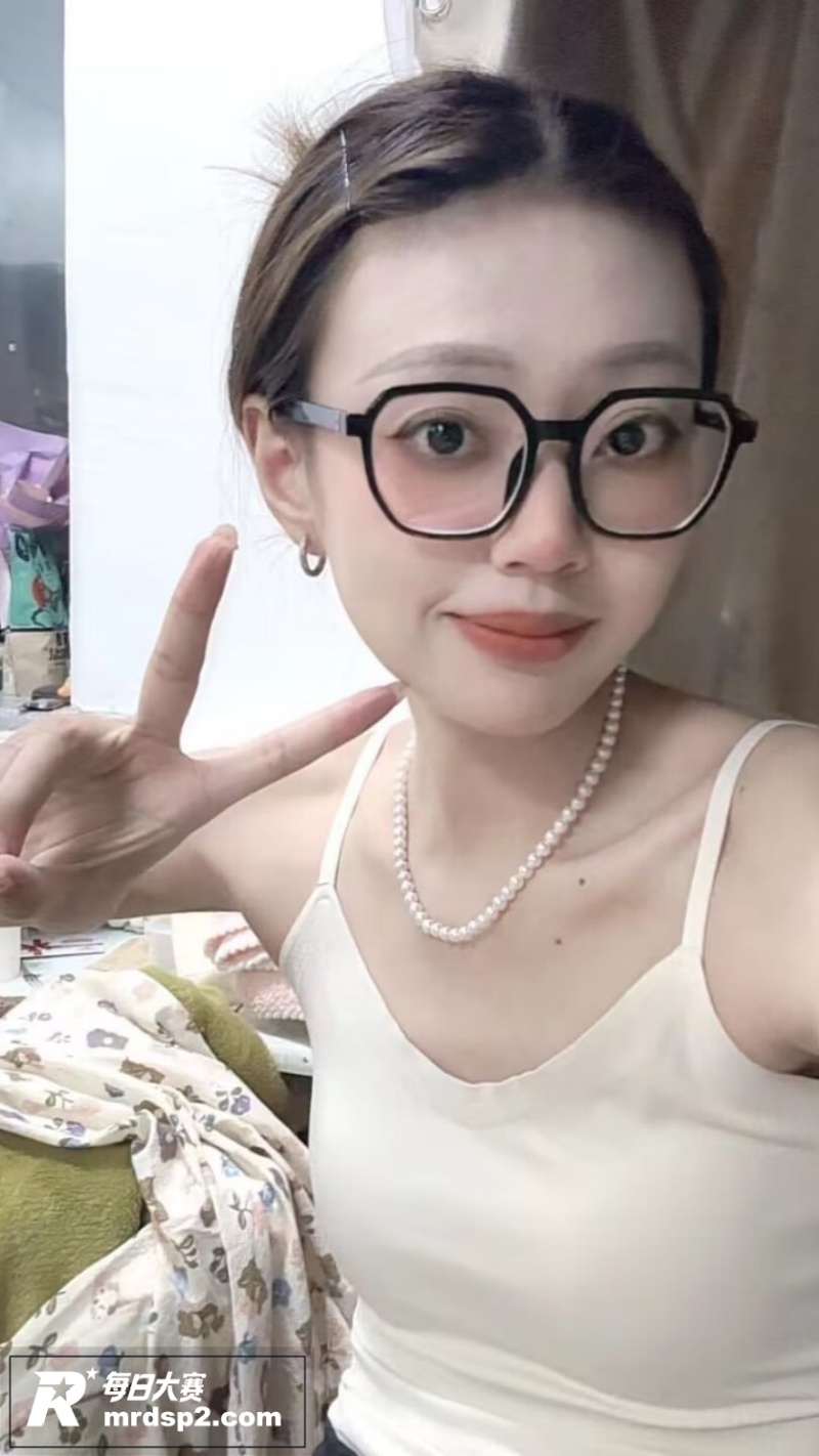 广州高颜值少妇淫妻 相关图片6
