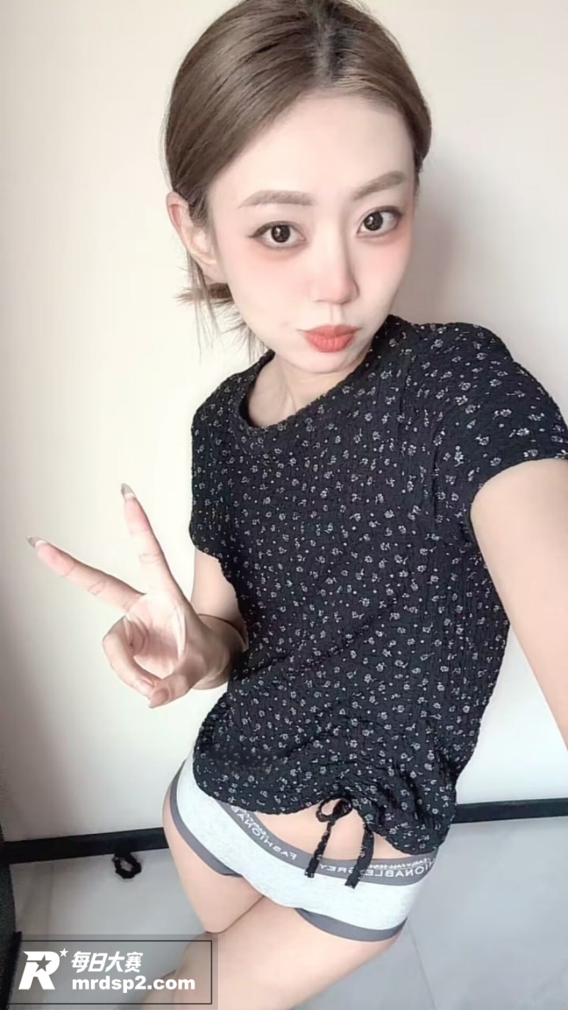 广州高颜值少妇淫妻 相关图片8