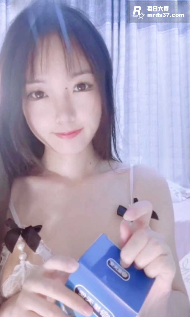 糖心嫩妹福利姬 小凌相关图片3
