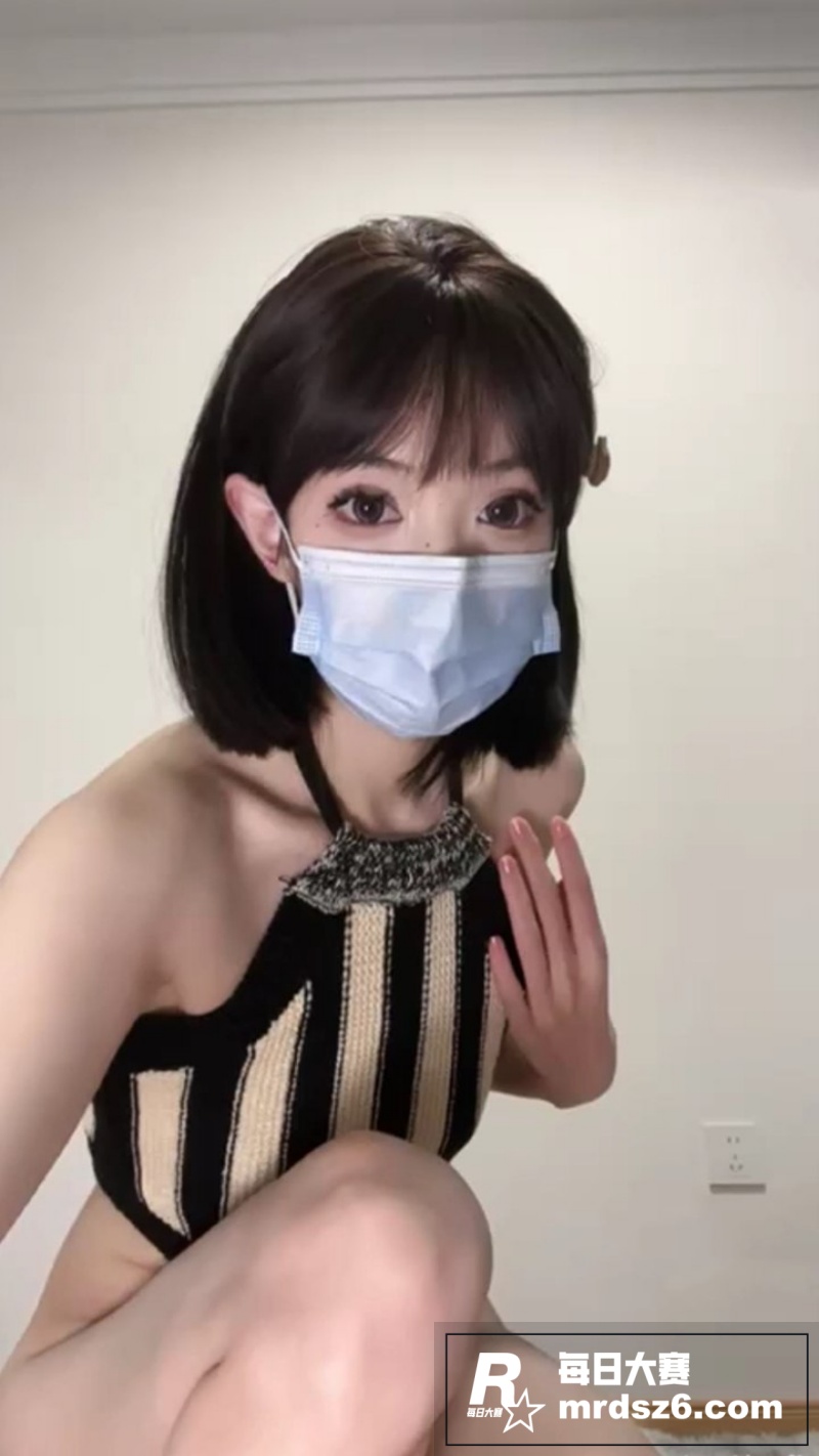 推特极品反差婊 米糯相关图片3