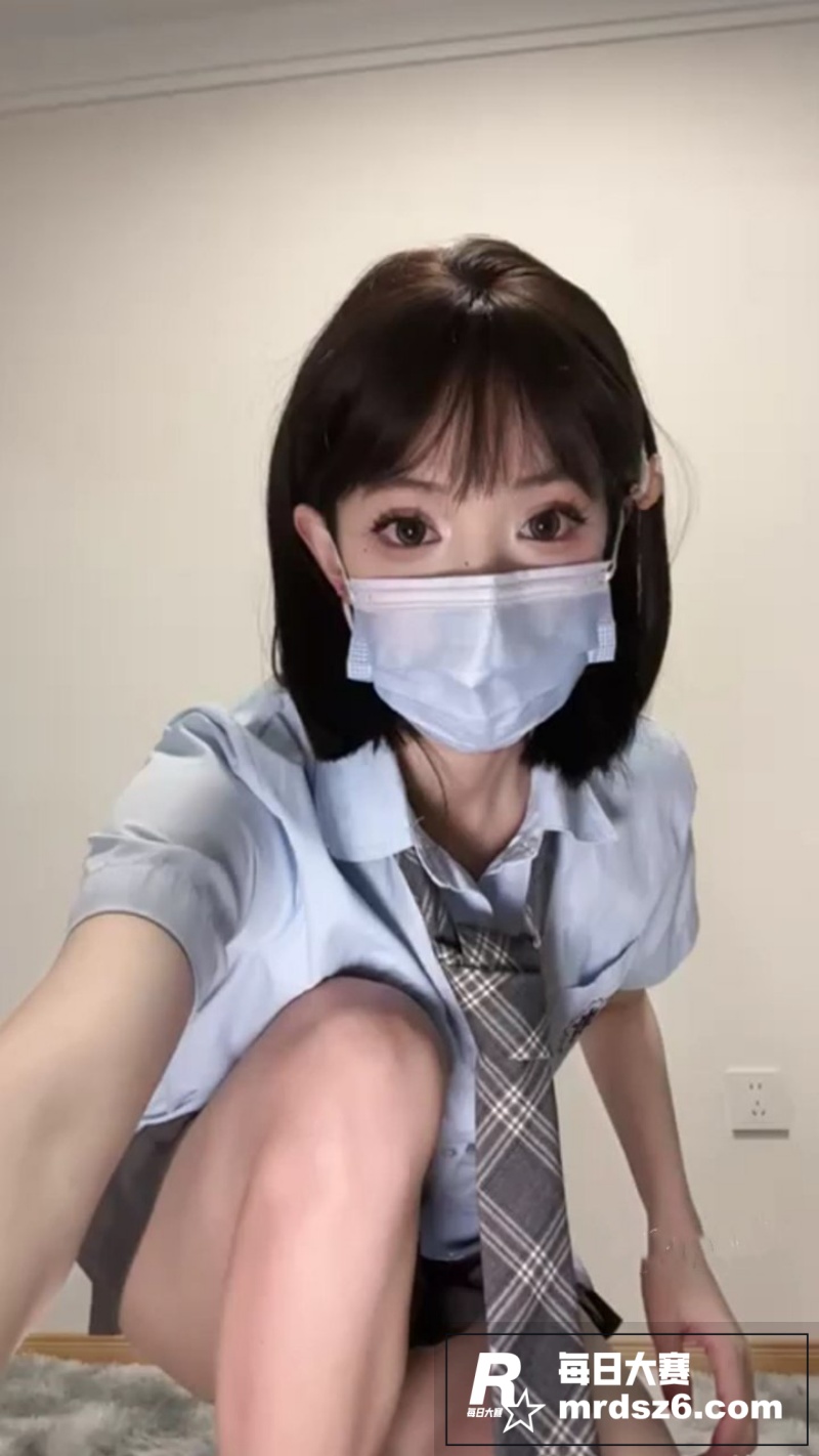 推特极品反差婊 米糯相关图片7