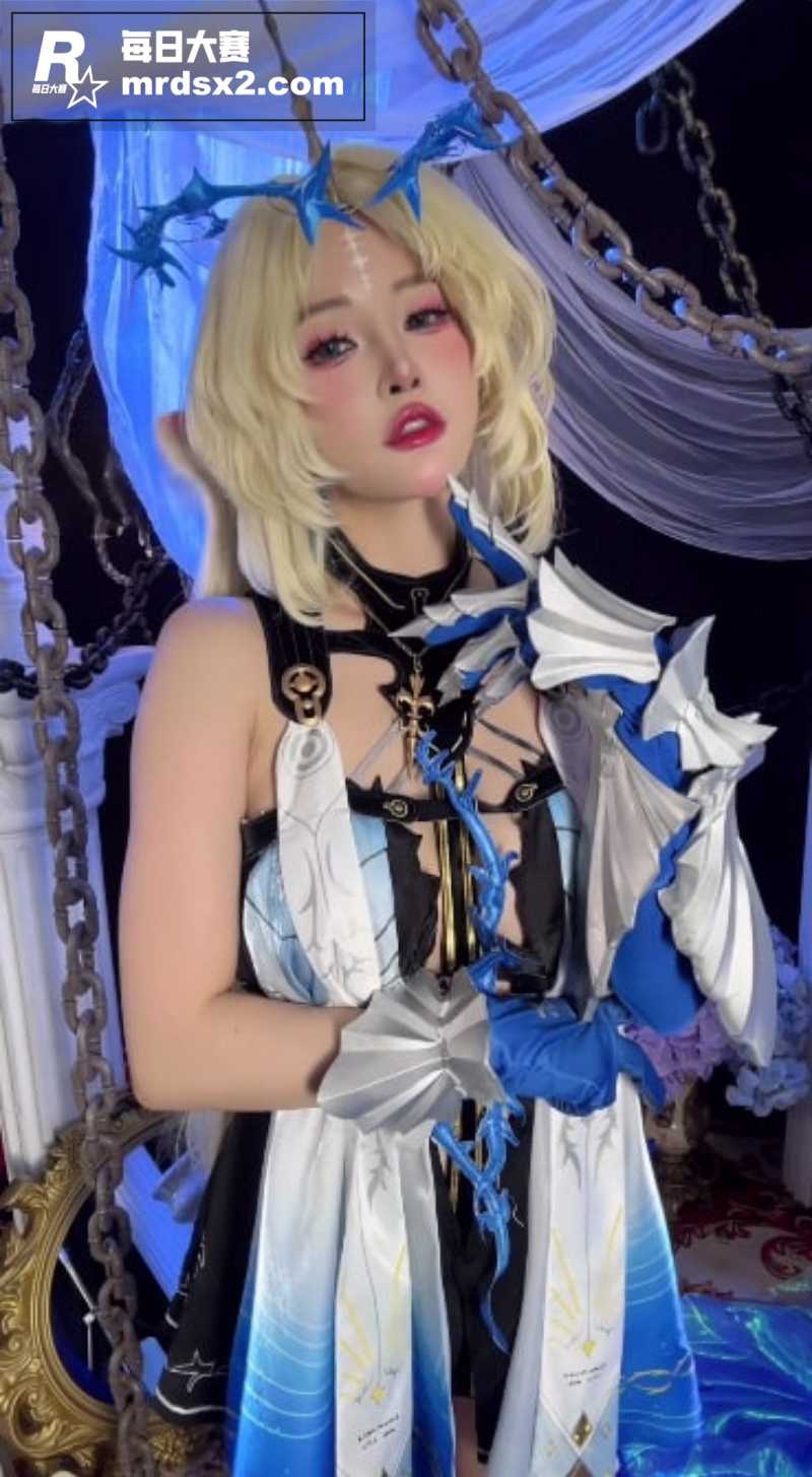 推特越南巨乳女神 T相关图片2