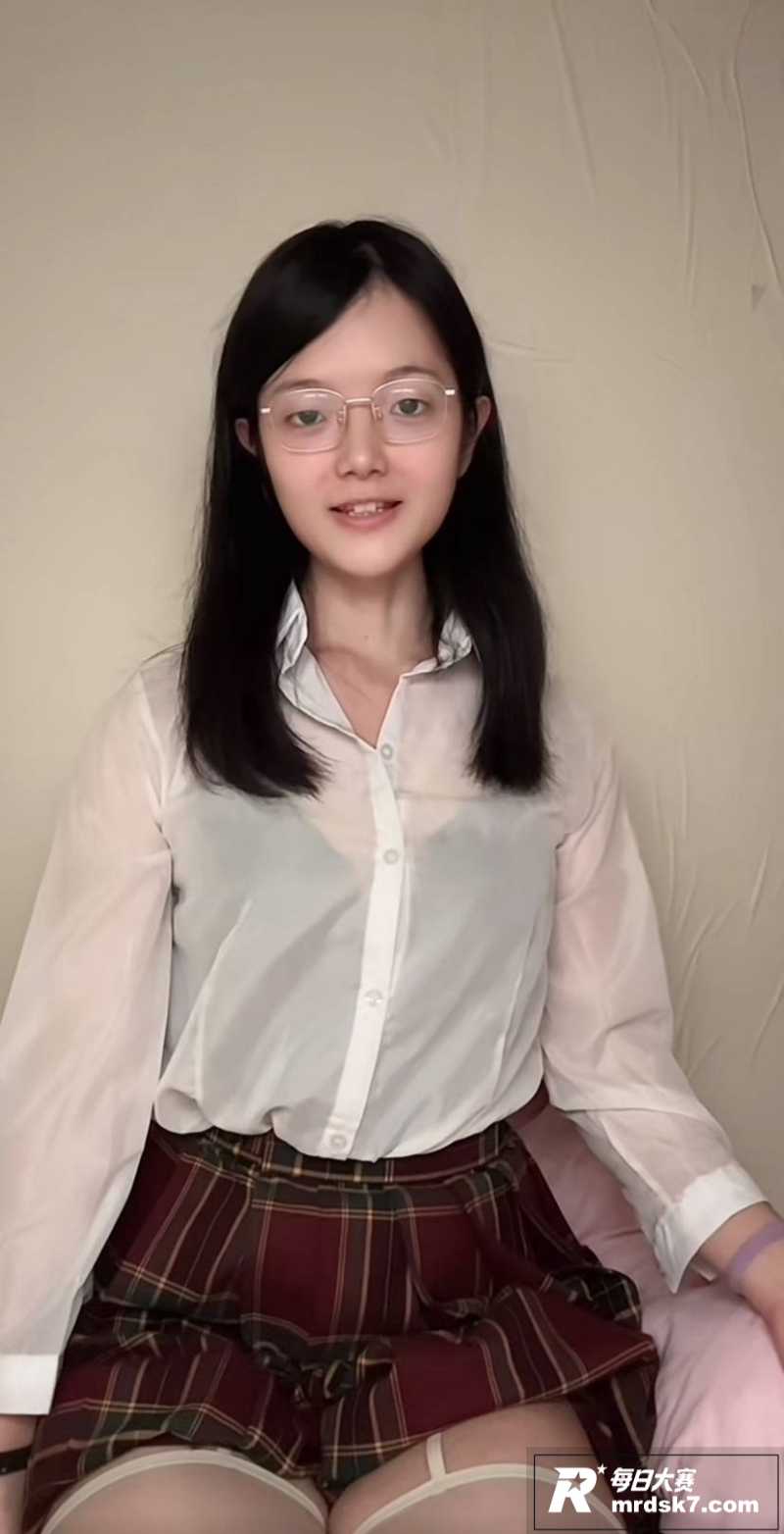 推特萝莉福利姬 罗老相关图片2