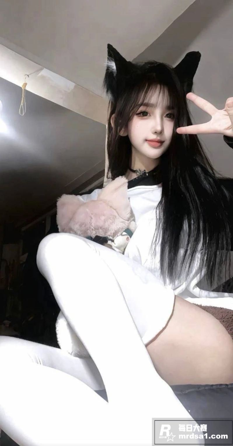 抖音花臂美女网红 气相关图片2