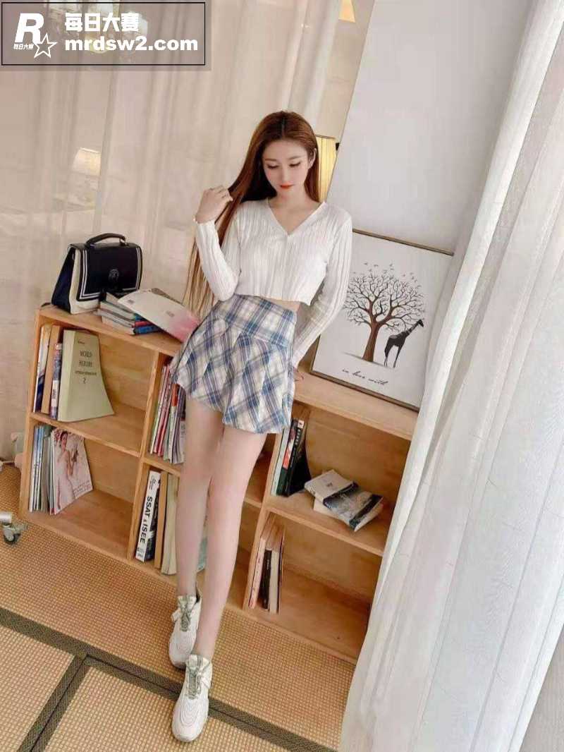 顶级模特身材纹身妹 相关图片6