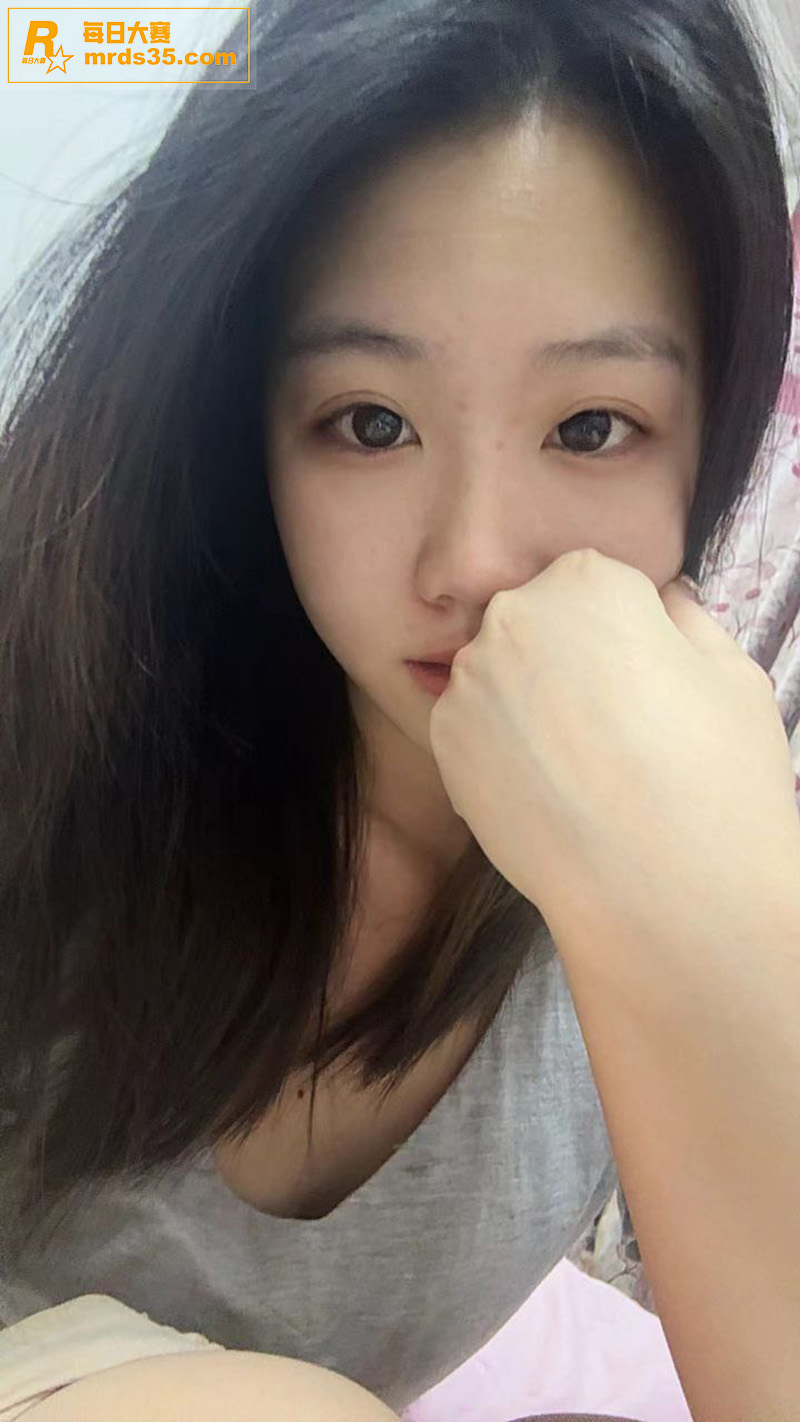 河南周口眼镜妹 徐宇相关图片4