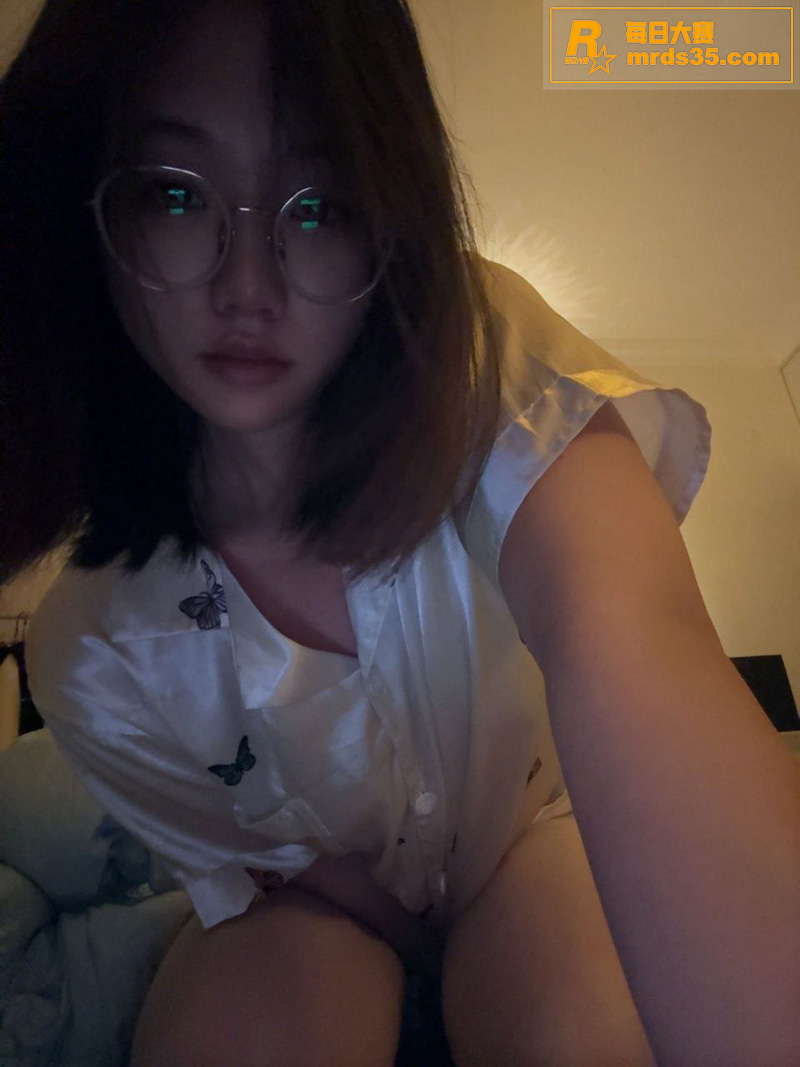 河南周口眼镜妹 徐宇相关图片16