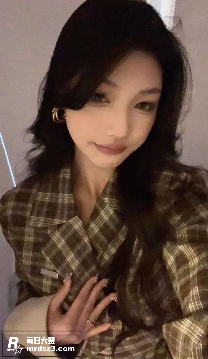 浙江传媒学院高颜值反相关图片2