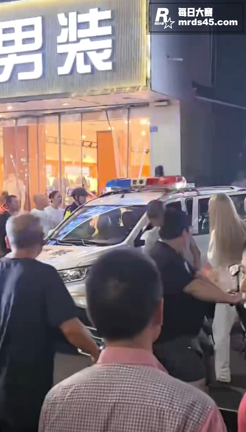 网传一30岁男子因游相关图片6