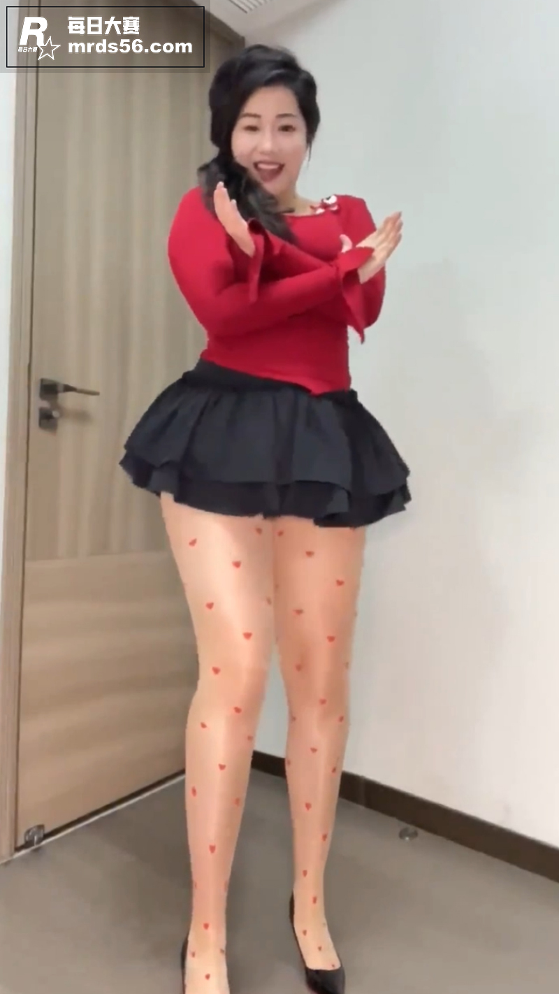 抖音极品熟女少妇 豹相关图片5