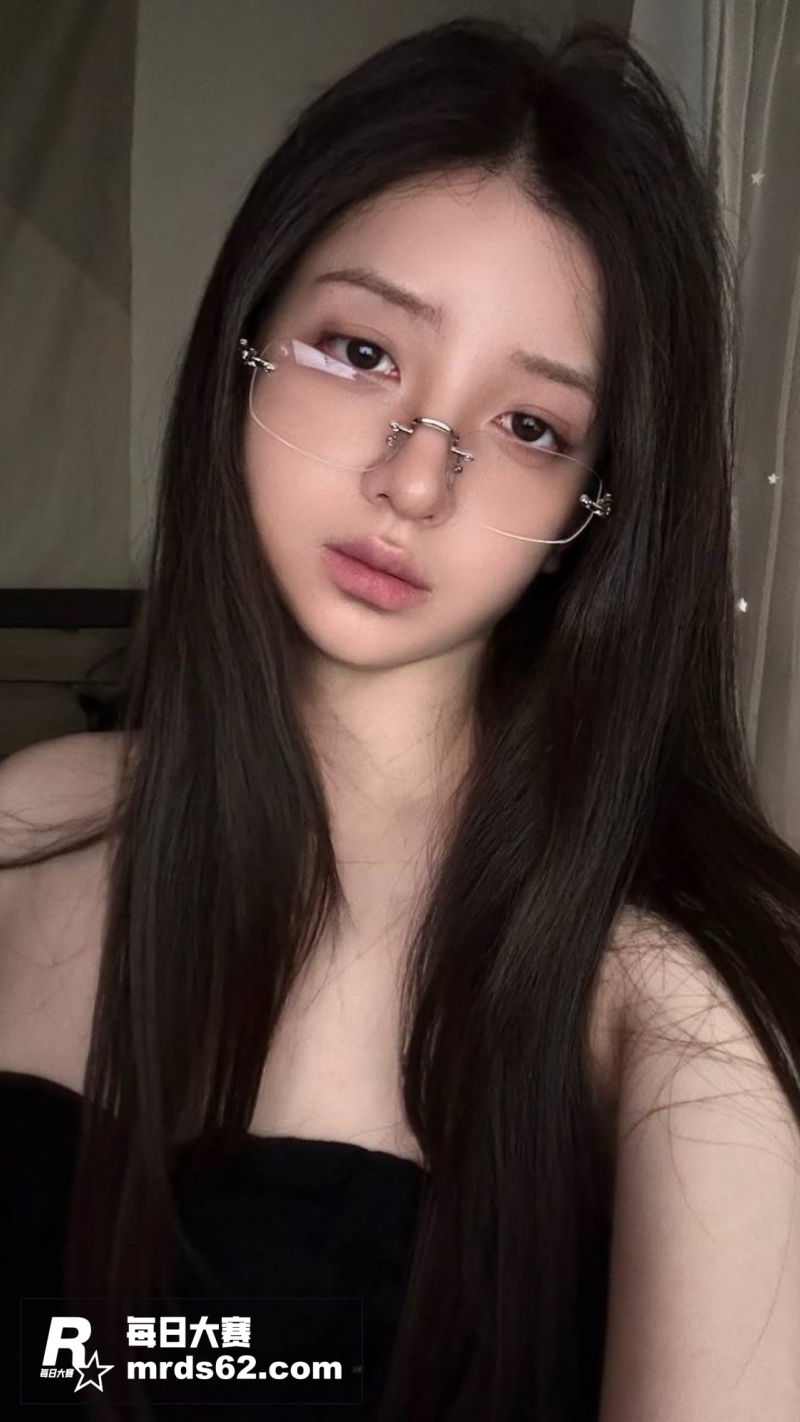 超高颜值网红TS伪娘相关图片9