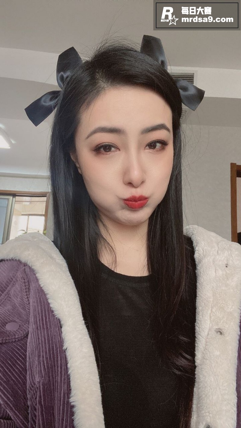 哺乳期巨乳美少妇 杨相关图片5