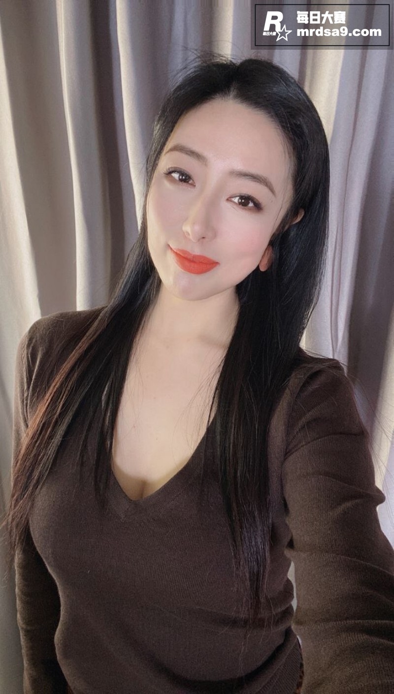 哺乳期巨乳美少妇 杨相关图片6
