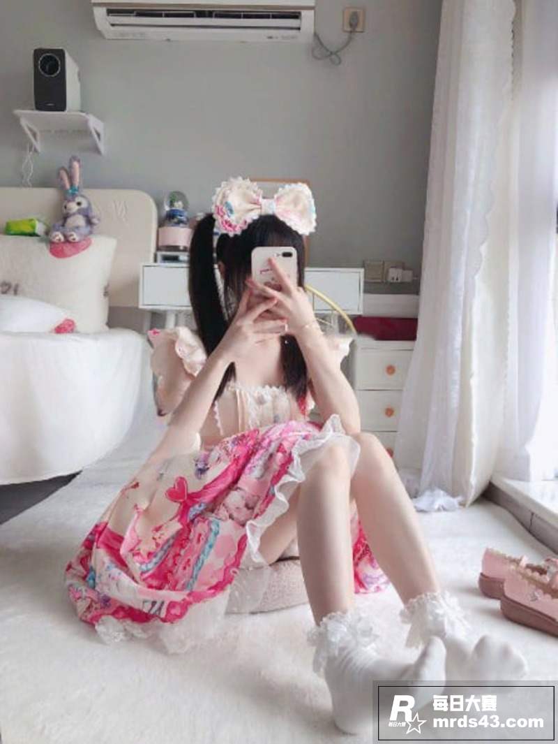 推特福利姬 白桃少女相关图片2