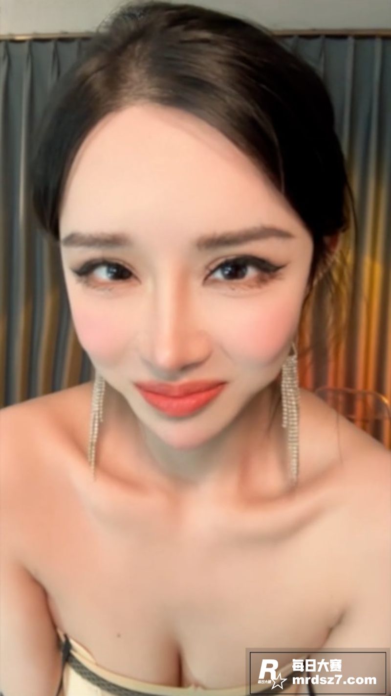 网易CC极品女神 小相关图片4
