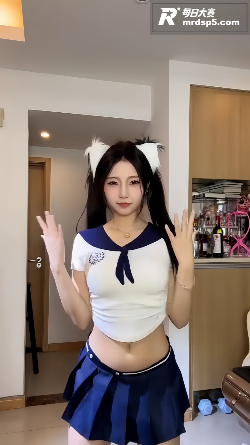 抖音少妇型美女 小小相关图片6