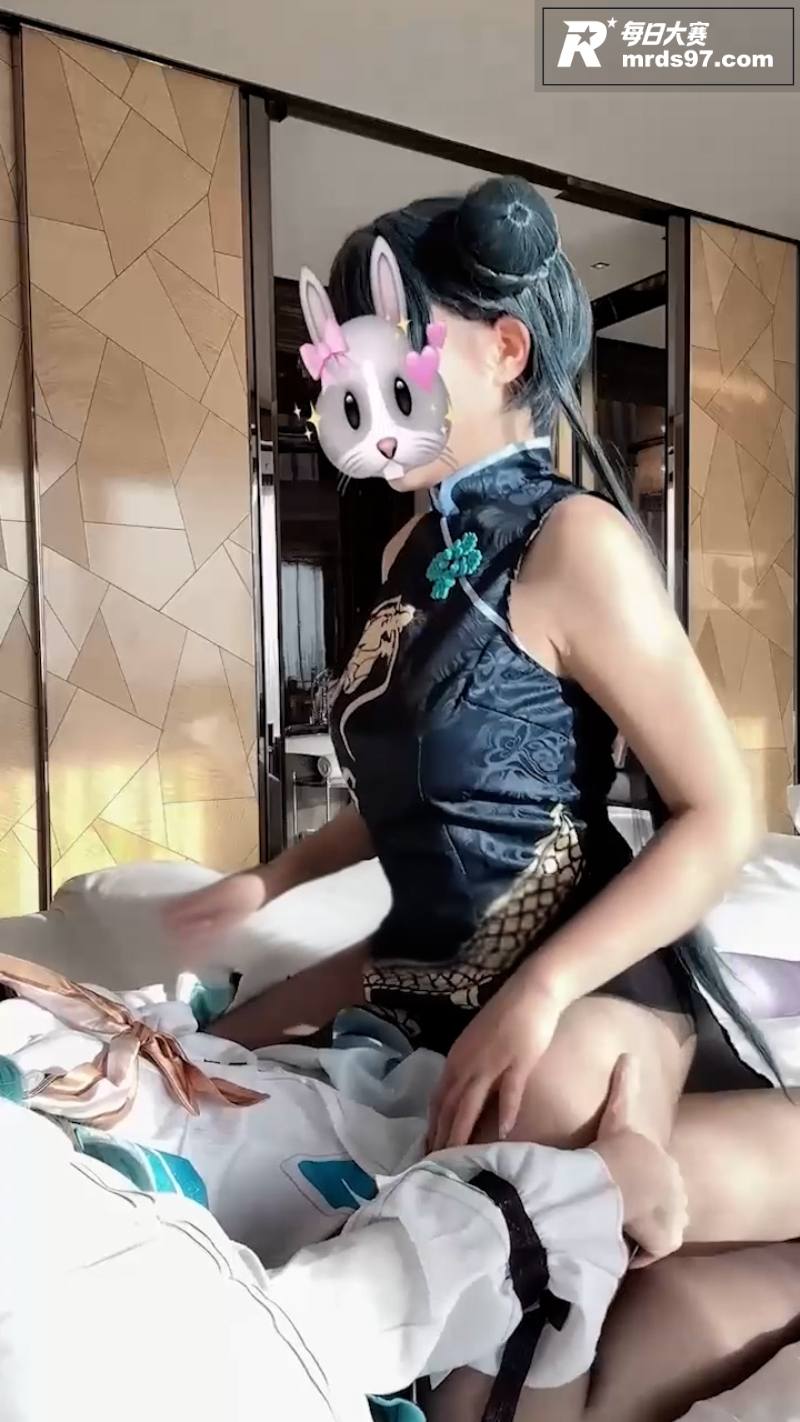 推特极品反差萝莉 三相关图片6